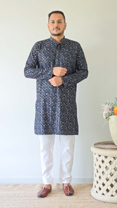 Thread Embroidered Rayon Kurta