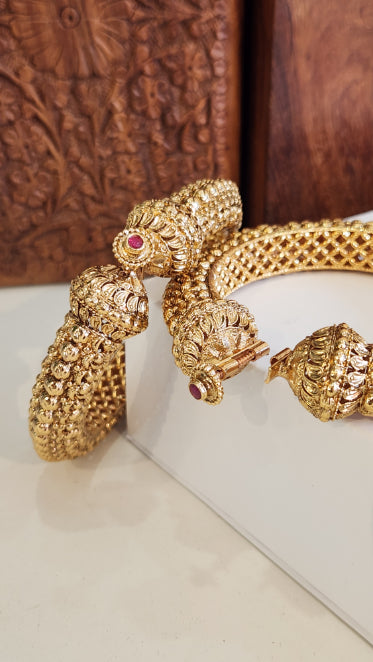 Brass Temple Bangle