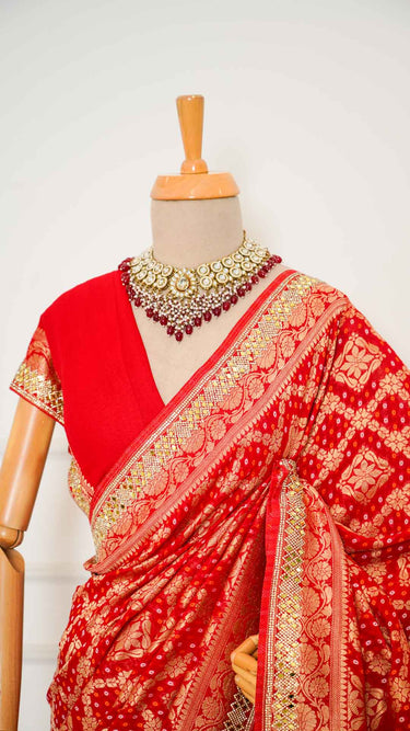 Khaddi Saree with Stone Border