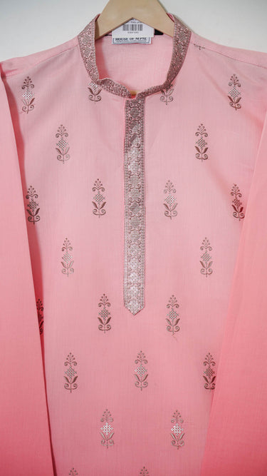 Mens Kurta with Motif Butti and Zariwork