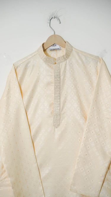 Mens Kurta with Silk Threadwork