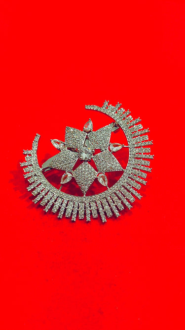 Half Moon Brooch With Star - House of Nepal