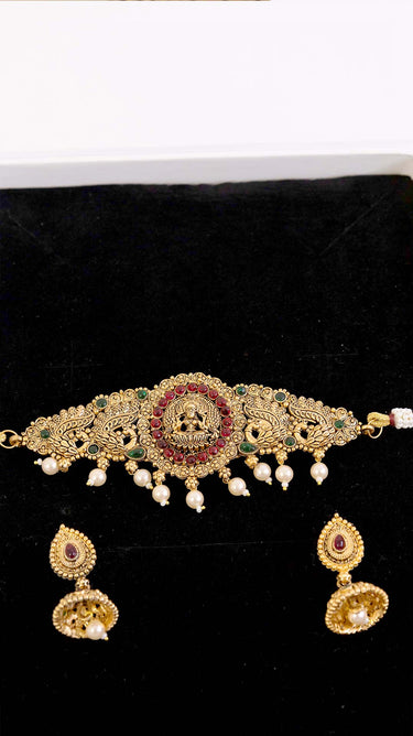 Choker Temple Necklace with Earrings Ratna