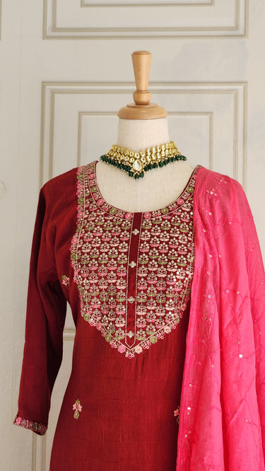 Thread Embroidered Women Kura Set