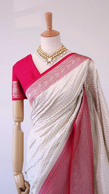Dola Silk Saree with Butti Border