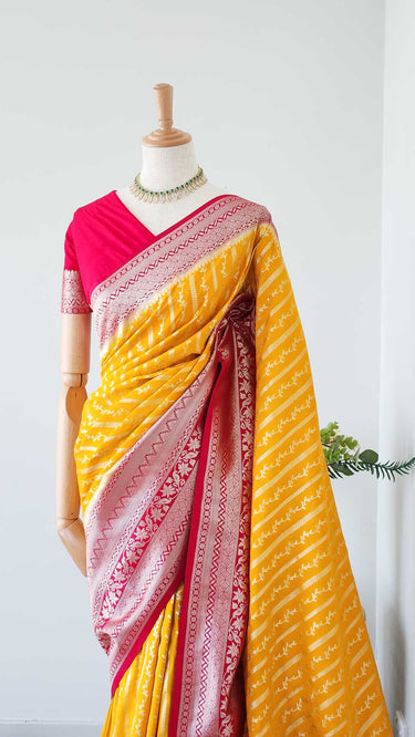 Dola Weave Contrast Saree