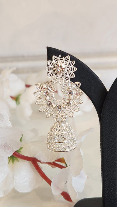 Silver flower Earrings