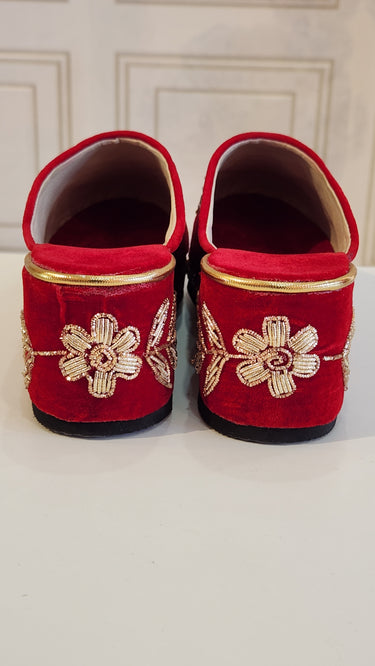 Bridal Hand Embroidered Velvet Jutti Laligurans