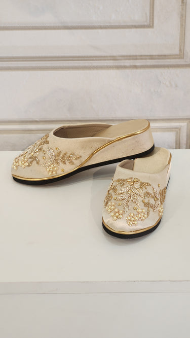 Traditional Golden Zari Embroidered Mules