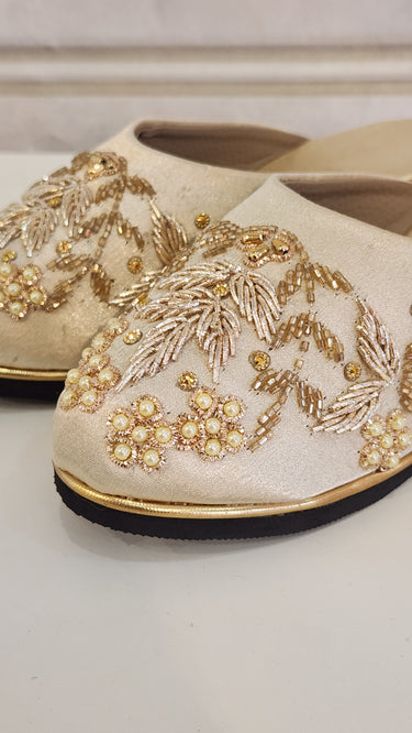 Traditional Golden Zari Embroidered Mules