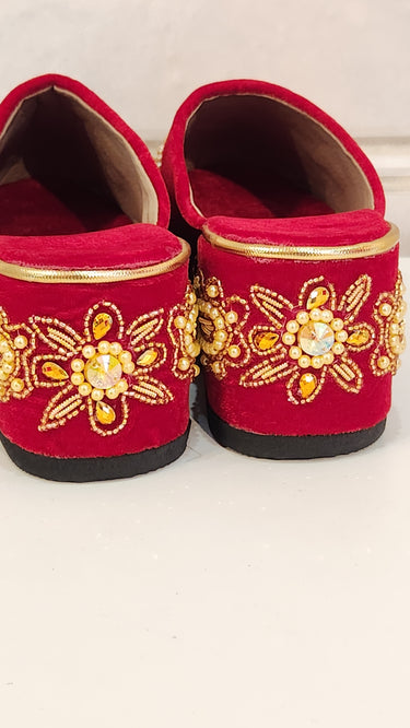 Bridal Hand Embroidered Velvet Jutti Pansy