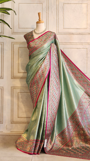Contrast Dual Color Kanjivaram Saree Raini
