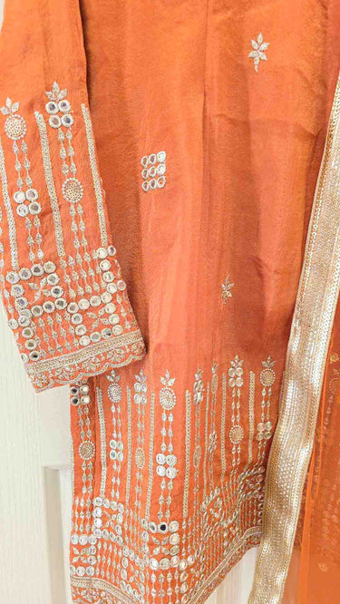 Rust Threadwork Garara Set