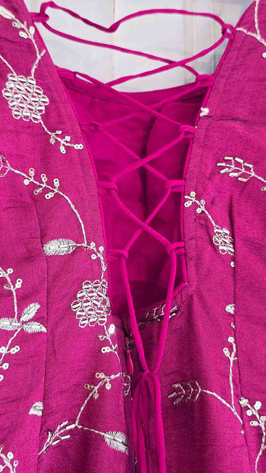 Wine Handwork Sleeveless Sarara Suit