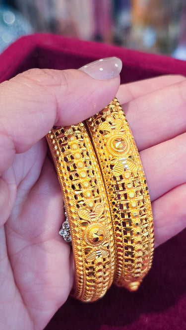Gold Imitation Bangles Aashvi