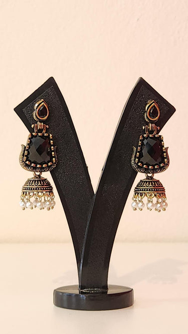 Antique gold Earrings Zeenat