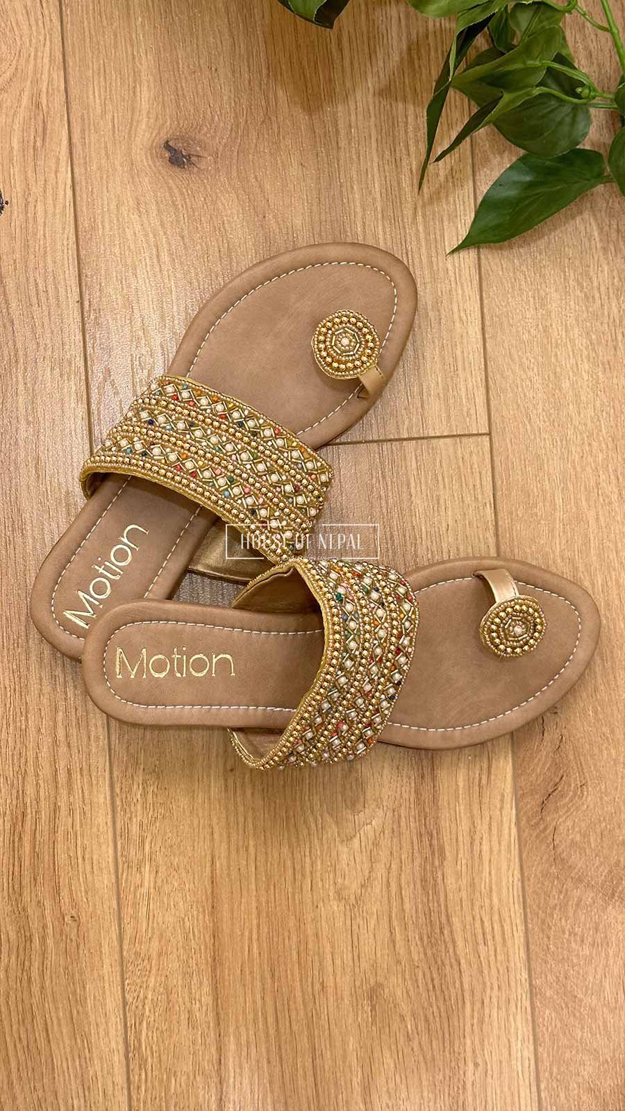 GOLDEN WITH  PEARL EMBROIDERED JUTTI