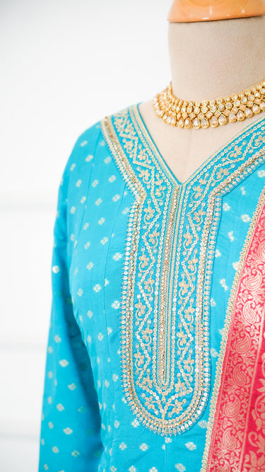 Butti Anarkali with Zari Embroidered Neckline