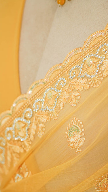 Wrinkle Chiffon Saree Uma