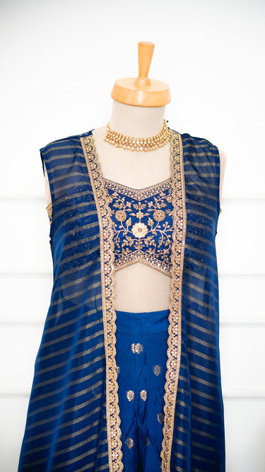 Zariwork Sleeveless Blouse with Outer Jacket and Sarara