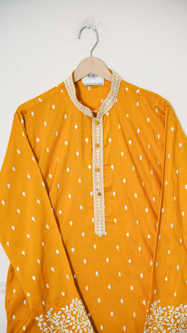 Silk Mens Kurta with Butti Embroidery