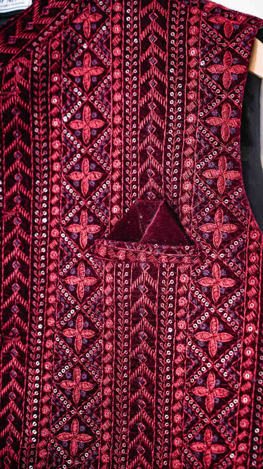 Vertical Embroidery Modi Coat in Velvet