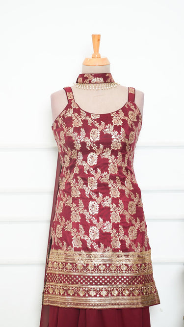 Banarasi Silk Sleeveless Sarara Suit