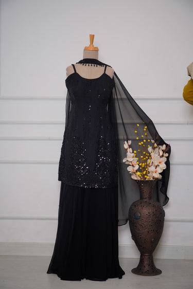 Black Handwork Sleeveless Sarara Suit