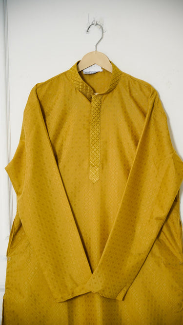 Mens Kurta with Embossed Diamond Pattern