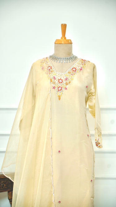 Handwork Women's Kurta Set in Cream