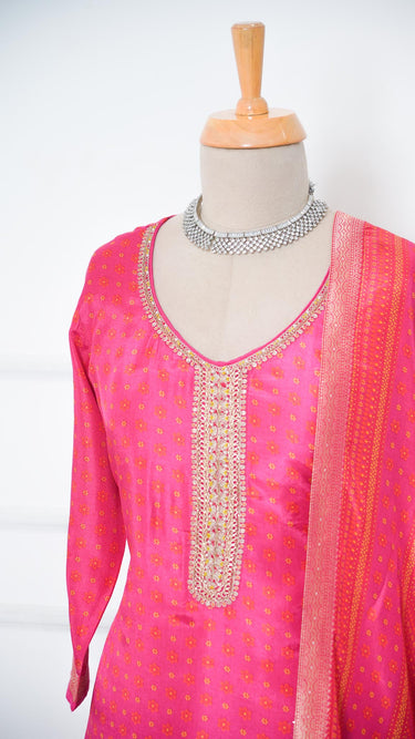 Floral Butti Sarara Suit