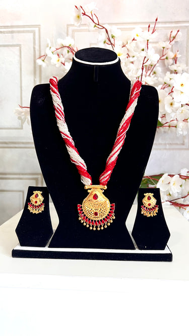 Chiffon pote with Hydro Crystal Gold Plated Pendent Diya