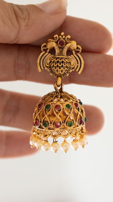 Brass Green Pearl Temple Jewellery Haar with Earrings Swara