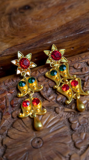 Gold Imitation Yarling Earrings