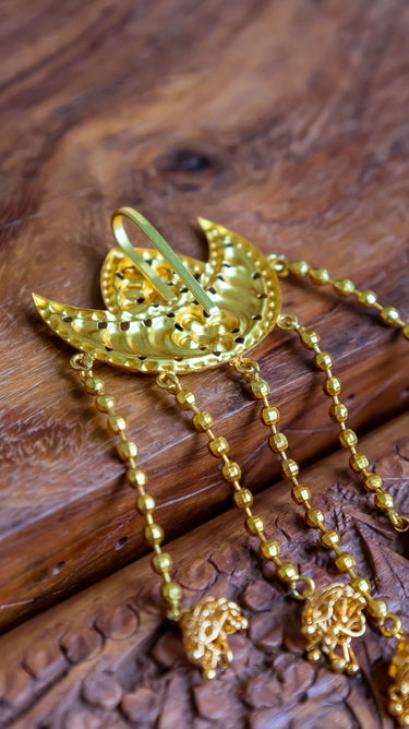 Traditional Nepali Gold Imitation Chandrama Hair Pin Crown