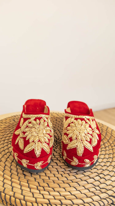 Bridal Hand Embroidered Velvet Jutti Daphne - House of Nepal