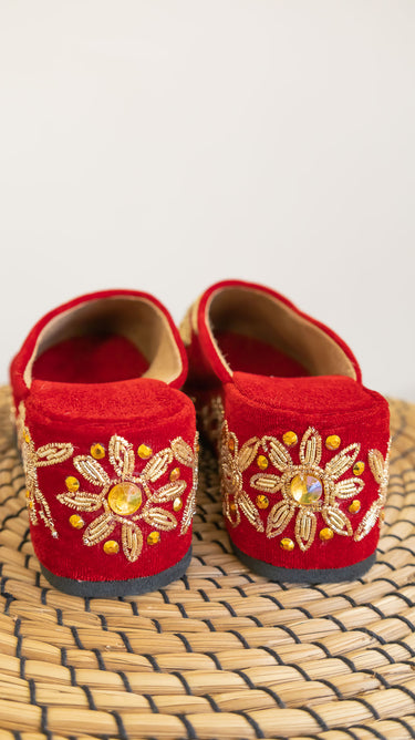 Bridal Hand Embroidered Velvet Jutti Daphne - House of Nepal