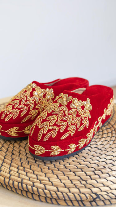 Bridal Hand Embroidered Velvet Jutti Lily - House of Nepal